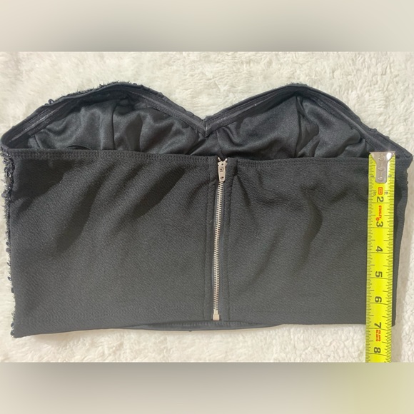 Crop top black sequin top with back closure size L (8/10) - Picture 6 of 8